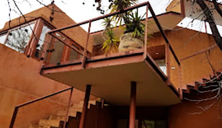 Terrazas y escaleras, Santuario del Valle, Lo Barnechea